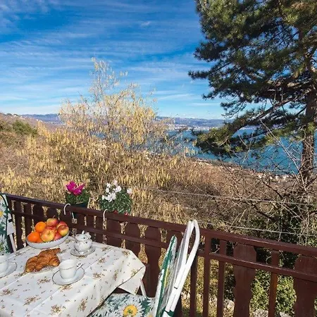 With Domestic Energy And Spectacular View Apartment *