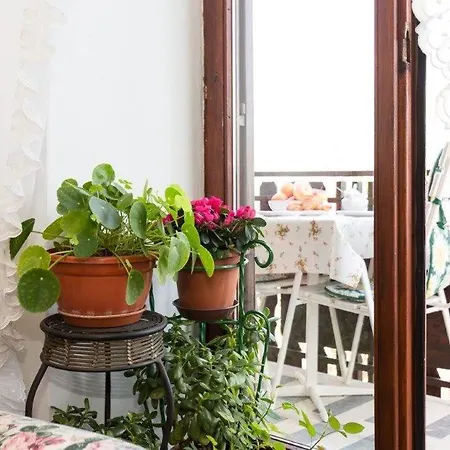 With Domestic Energy And Spectacular View Apartment Opatija